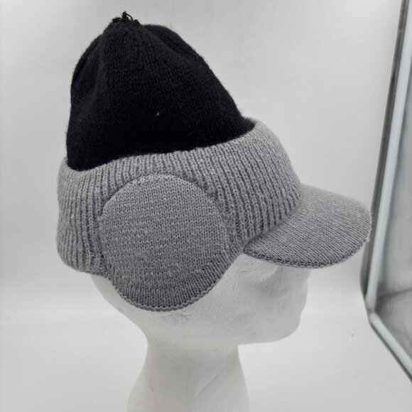 Knitted Warm Hat With Visor & Ear Flaps Gray & Black YUAN Brand Unisex Design Wi - Picture 3 of 6